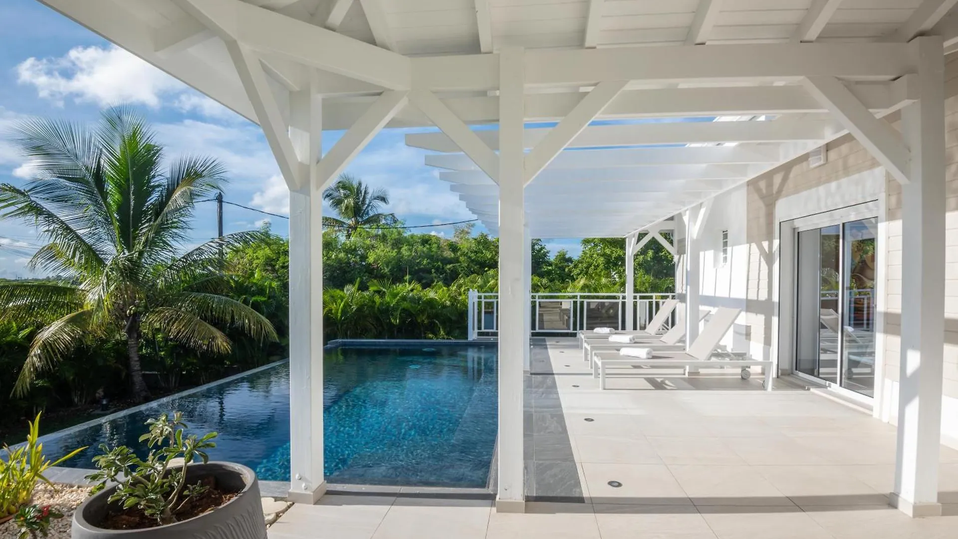 Jade - Villa Creole De Standing Et De Charme ,Vue Mer , Proche Des Plages & Piscine Privee Haut De Gamme Saint-Francois